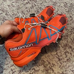Lightly worn Salomon trail running speed cross 4’s